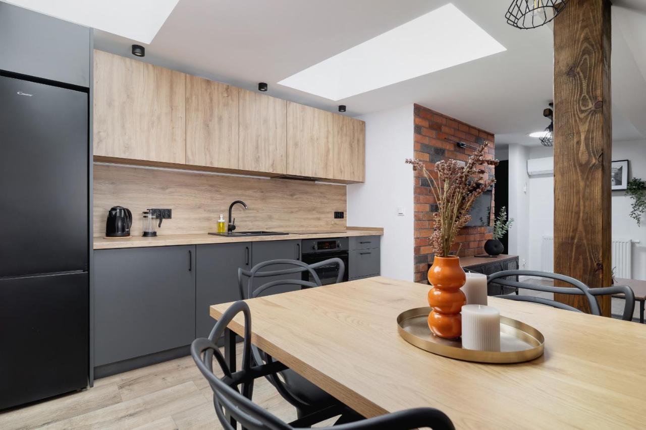 Cosy Apartments Kosciuszki Near The Main Train Station By Noclegi Renters 卡托维兹 外观 照片