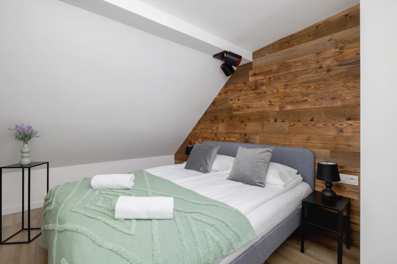Cosy Apartments Kosciuszki Near The Main Train Station By Noclegi Renters 卡托维兹 外观 照片
