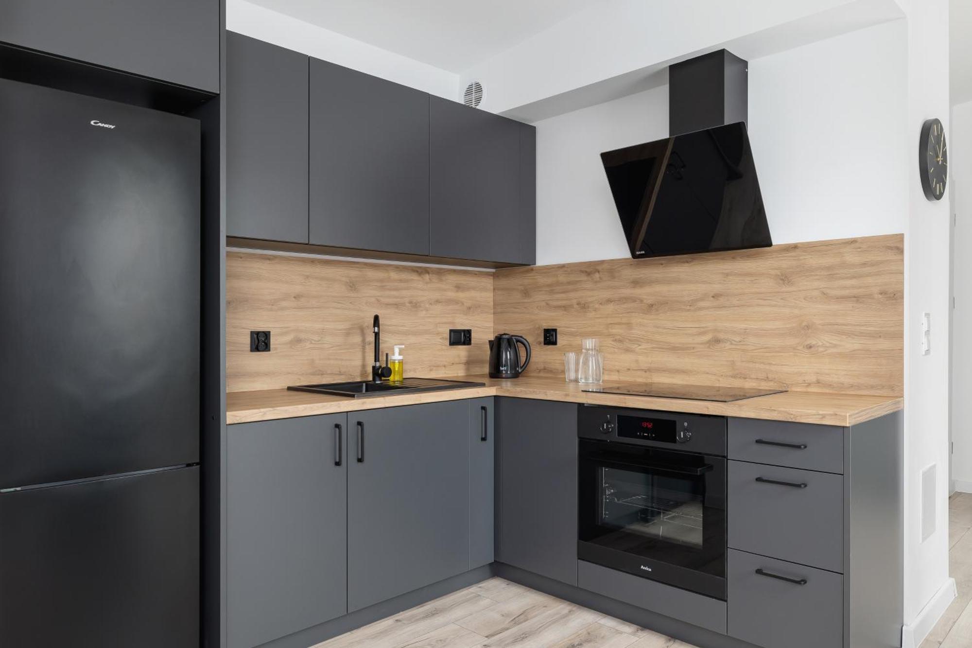 Cosy Apartments Kosciuszki Near The Main Train Station By Noclegi Renters 卡托维兹 外观 照片