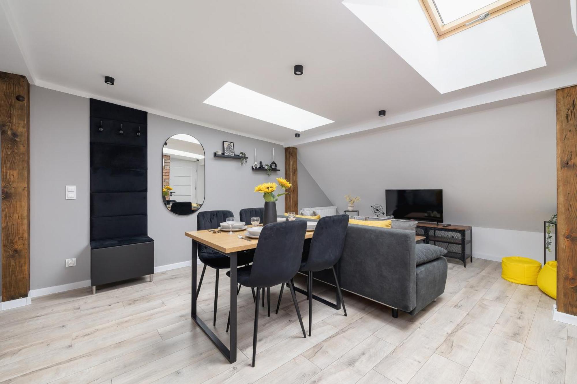 Cosy Apartments Kosciuszki Near The Main Train Station By Noclegi Renters 卡托维兹 外观 照片
