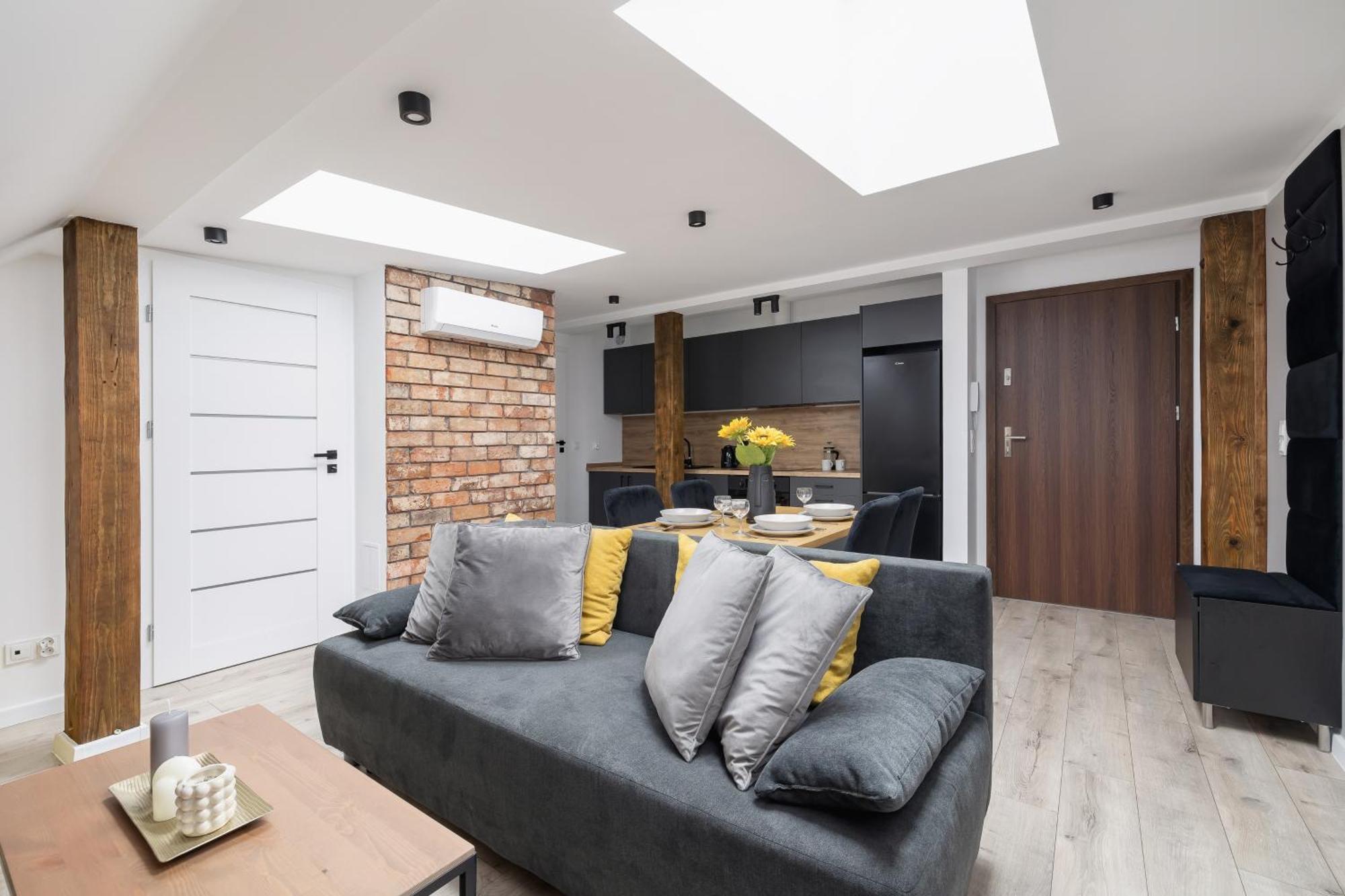 Cosy Apartments Kosciuszki Near The Main Train Station By Noclegi Renters 卡托维兹 外观 照片
